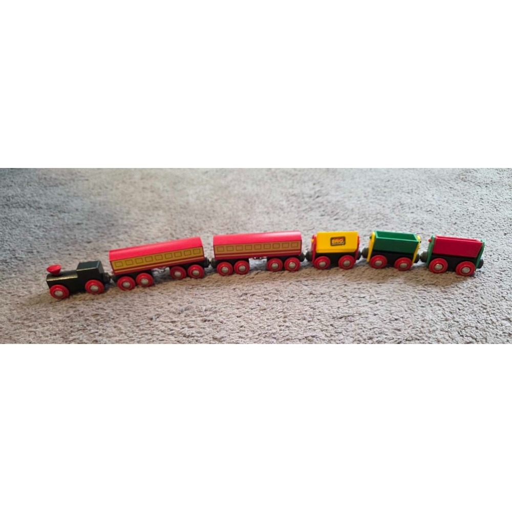 Brio Wooden Railway Trains of the World Red Road Engine Train Set Tracks - Picture 15 of 16
